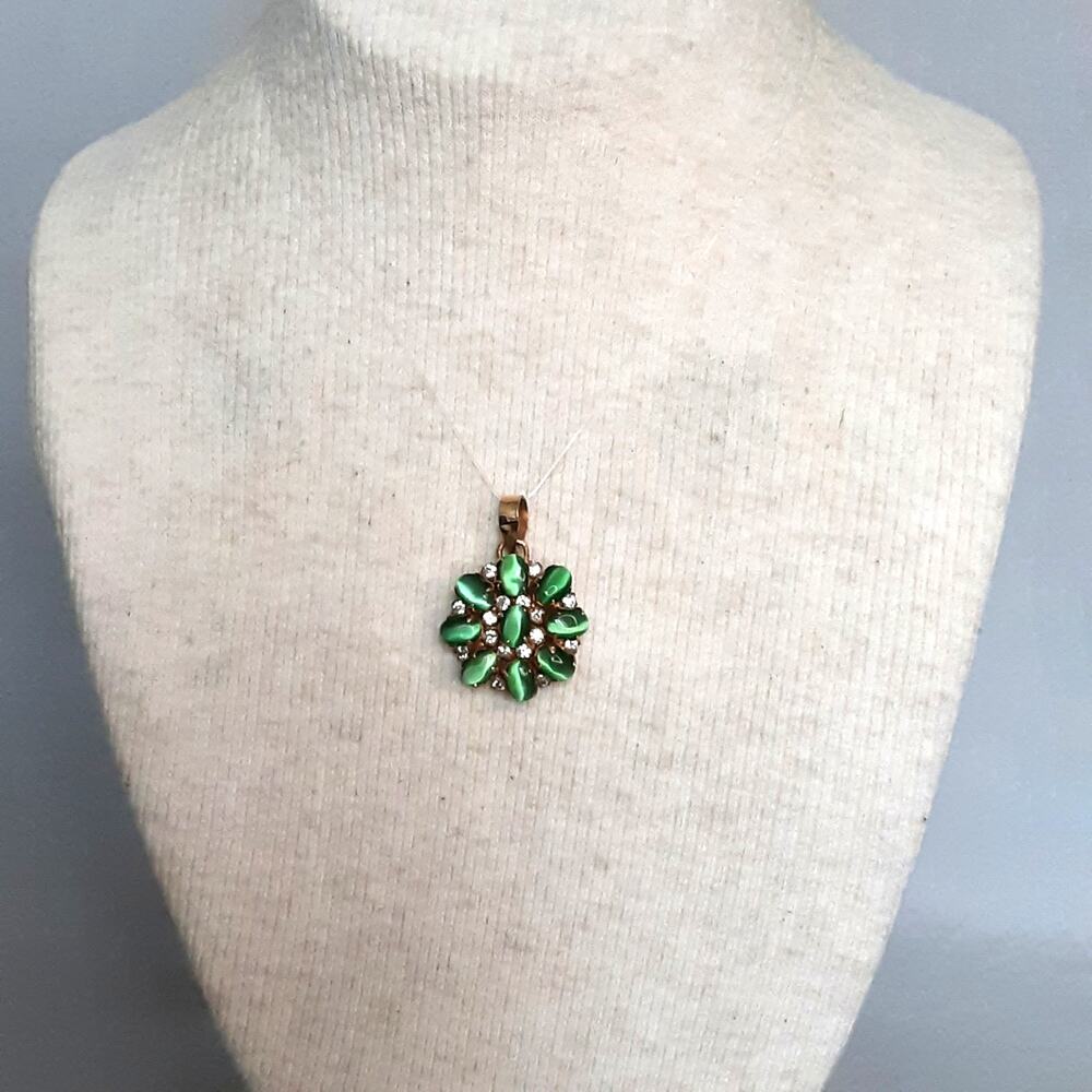 💎Little Pendant Green Tiger's Eye Oval Stones With Tiny Clear Rhinestone Accents
